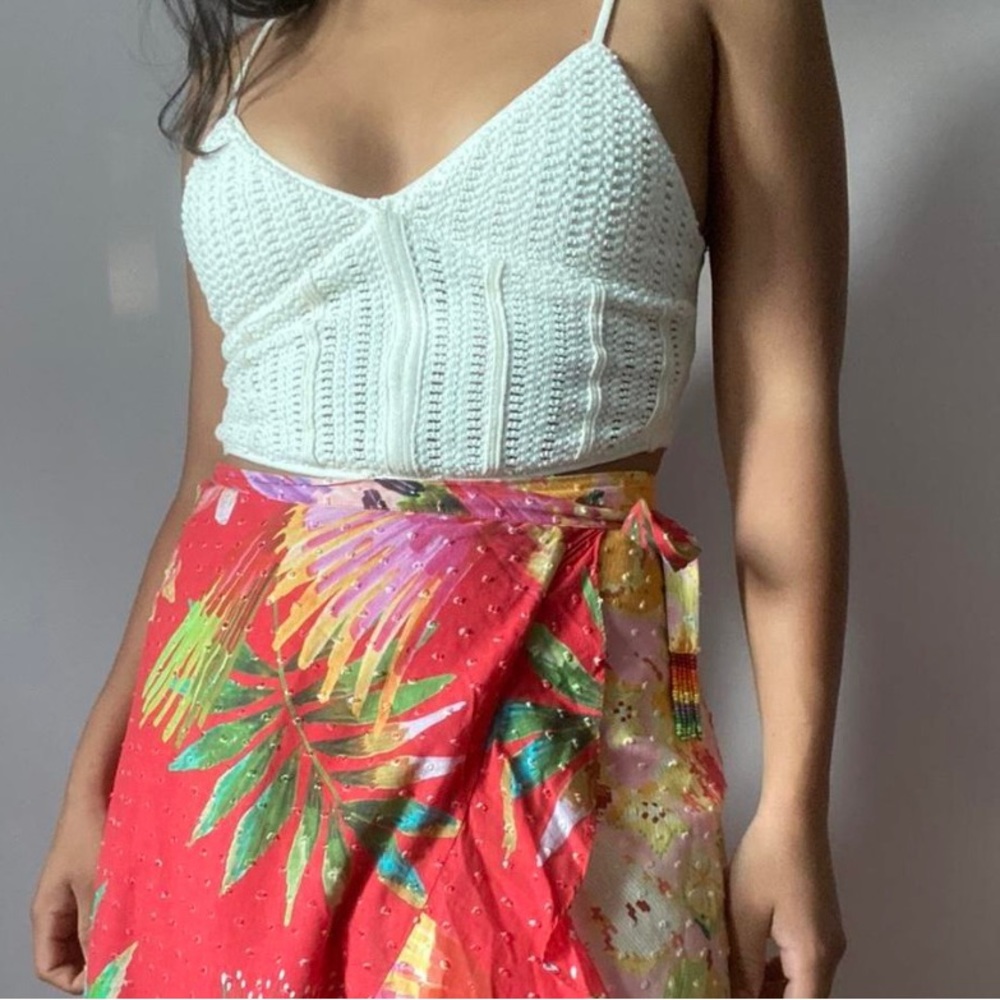 Farm rio macaw mix wrap skirt!